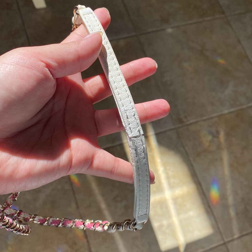 Traded Chanel pink lifesaver - Picture 4 of 8